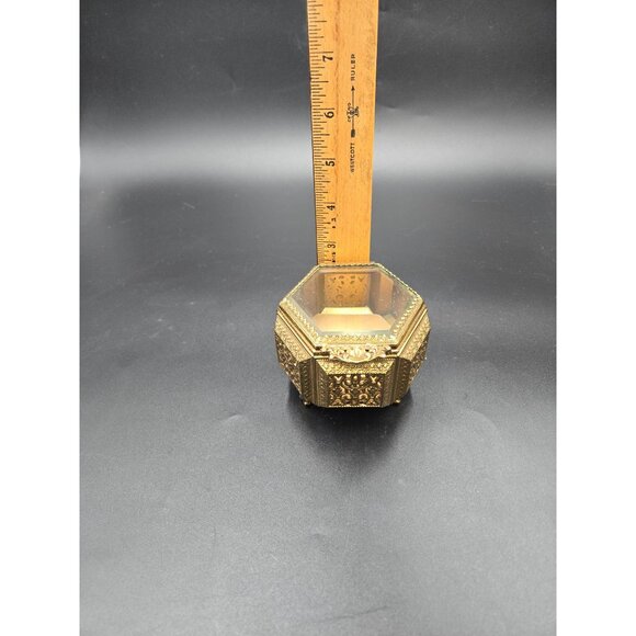 Vintage Ornate Brass & Glass Hexagon Jewelry Box with Filigree Detailing - Picture 7 of 10